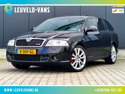 Skoda Octavia Combi 2.0TDI RS 210PK DSG DAKRAAM CRUISE CLIMA