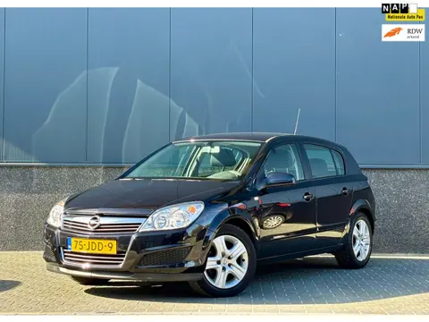 Opel Astra 1.6 Executive Airco | 5-deurs | NAP