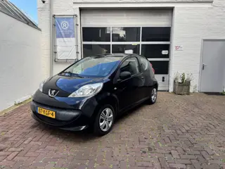 Peugeot 107 1.0-12V XR Apple Carplay (bj 2007)