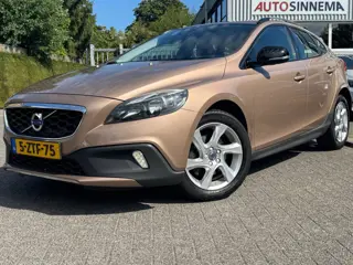 Volvo V40 Cross Country 1.6 T4 Momentum | All Season | Climate Control | PDC |