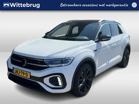 Volkswagen T-Roc 1.5 TSI R-Line / AUTOMAAT/ TREKHAAK/ LEER/ 2x R-LINE/ KEYLESS/ DIGITAL DASH/ APP-CO