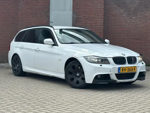 BMW 3-serie Touring 330xd Business Line M Sport|4WD|M-PAKKET|6CIL|NAVI
