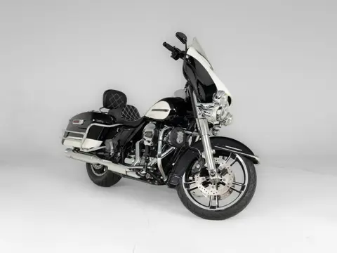 Harley-Davidson POLICE ELECTRA GLIDE (bj 2016)