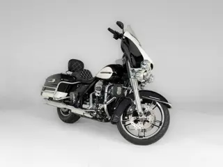 Harley-Davidson POLICE ELECTRA GLIDE (bj 2016)
