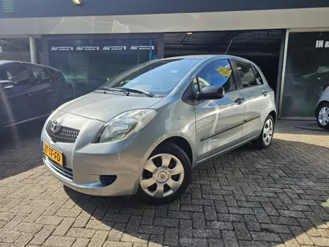 Toyota Yaris 1.3 VVTi Terra | 1E EI)GENAAR | 3/6 OF 12MND GARANTIE | ELEC PAKKET | LAGE KM STAND |