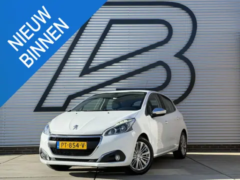 Peugeot 208 1.2 PureTech Blue Lease Executive 2e Eigenaar|Navi|Clima|Cruise|PDC|Carplay|N.A.P|APK to