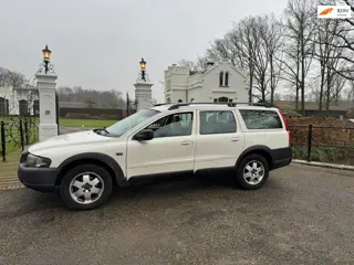 Volvo XC70 2.4T GT, Sdak, Leder, El. Bed+Verw stoelen,All Season bnd, Thaak, Automaat vervangen, App