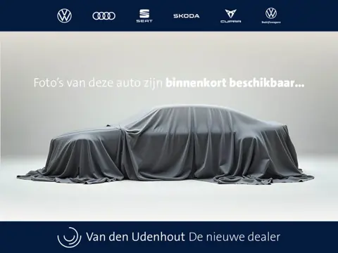 Audi A4 Avant 35 TFSI S edition Competition | Comfortsleutel | 19" LMV | PDC v+a |