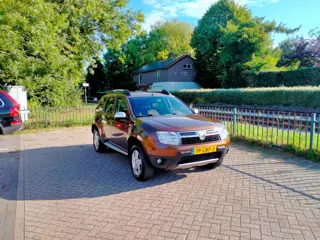 Dacia Duster 1.6 Lauréate 2wd airco trekhaak ALLINPRIJS