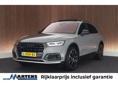 Audi Q5 2.0 TFSI 252pk quattro 2x S-Line Black Edition Luchtvering Trekhaak Camera Head-Up B&O Massa