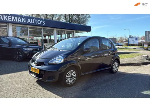 Toyota Aygo 1.0-12V Comfort Navigator Airco Blackline Huurkoop Inruil APK Garantie