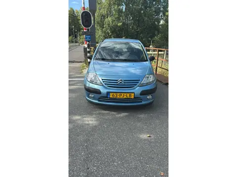 Citroen C3 1.4i Différence Nieuwe Banden & APK GOED ONDERHOUDEN