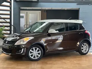 Suzuki Swift 1.2 Dynamic EASSS Stoelverwarming Airco Cruise NAP Dealer Onderhouden