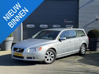 Volvo V70 1.6 T4 R-Edition | Navigatie | Lederen Bekleding | Xenon | Lichtmetalen Velgen | Parkeerse