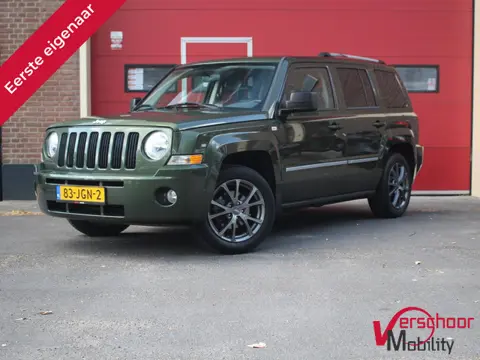 Jeep Patriot 2.4 Ltd Liberty | Automaat | Cruise | Leder | Stoelverwarming | Navi | Multimedia