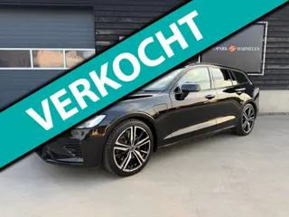 Volvo V60 2.0 T8 R Design AWD PHEV Pano Leder Hud Camera