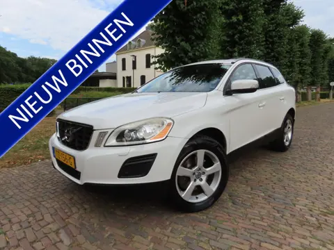 Volvo XC60 2.0T Summum Leer Panoramadak Ecc Cruisecontrol Navigatie Stoelverwarming Achteruitrijcame