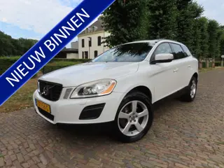 Volvo XC60 2.0T Summum Leer Panoramadak Ecc Cruisecontrol Navigatie Stoelverwarming Achteruitrijcame