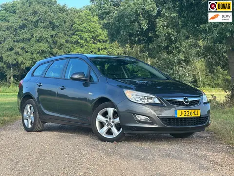 Opel Astra Sports Tourer l NIEUWE APK