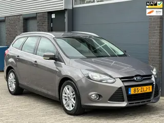 Ford Focus Wagon 1.6 EcoBoost Titanium NAVI CLIMA CRUISE TREKHAAK PDC