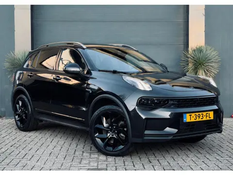 Lynk & Co 01 1.5/Pano/Navi/Camera/zwart hemel/black style