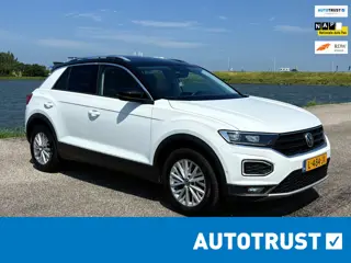 Volkswagen T-Roc 1.5 TSI Style Business Intense/Pano/ECC/NL/Zeer volle