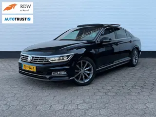 Volkswagen Passat 1.4 TSI DSG Highline R-Line PANO l VIRTUAL l ACC!