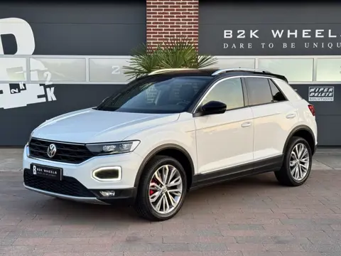 Volkswagen T-Roc 1.5 TSI Sport | Beats | LED | ACC | Virtual | Carplay | Camera | Nwe banden | Stoel