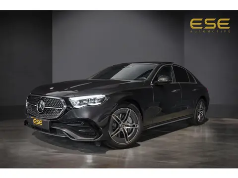 Mercedes-Benz E-klasse 300 e AMG Line | Panorama | Memory | 360 Camera