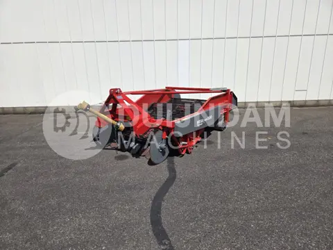 Unia Wega 1600 Duo aardappelrooier 2 rijig met dubbele rooimat