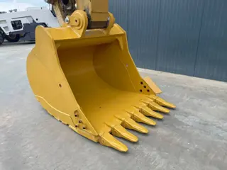Cat 352 - TB (bj 2026)
