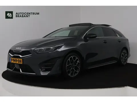 Kia ProCeed 1.5 T-GDi GT-Line (PANORAMADAK, CRUISE ADAPTIEF, STOEL/STUUR VERWARMING, ACHTERUITRIJCAM