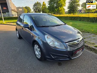 Opel Corsa 1.4-16V '111' Edition 5 deurs airco