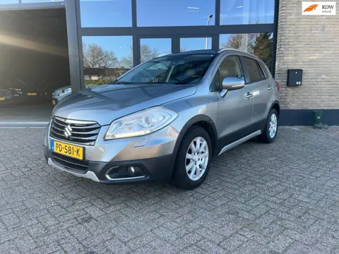 Suzuki SX4 S-Cross 1.6 High Executive, Automaat, Camera