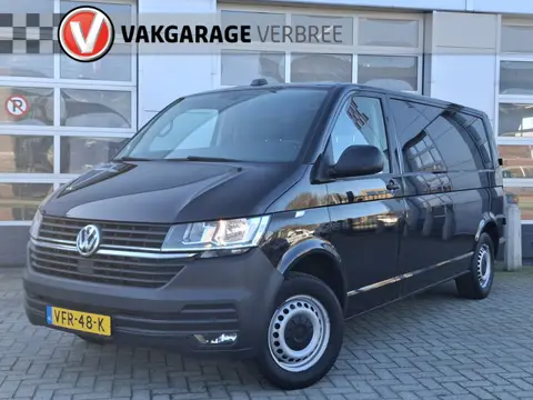 Volkswagen Transporter 2.0 TDI L2H1 28 | Navigatie/Android/Apple Carplay | PDC voor en Achter | Crui