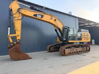 Cat 352F (bj 2016)