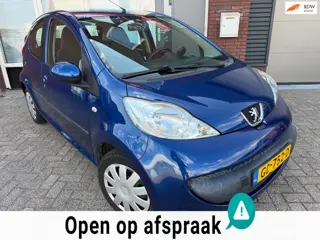 Peugeot 107 1.0-12V XR / Airco / 5DRS / Toerenteller