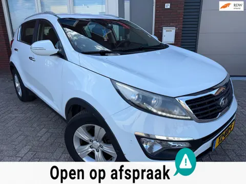 Kia Sportage 1.6 GDI Plus Pack / Leder / Navi / Camera / PDC / Park Assist / LED