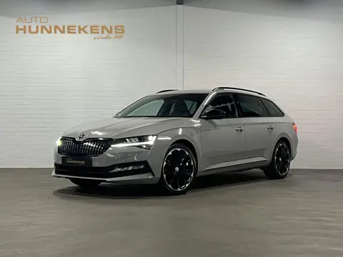 Skoda Superb Combi 1.4 TSI iV Sportline Business Trekhaak | Cruise control | Carplay | Stoelverwarmi