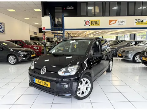 Volkswagen up! 1.0 groove up! BlM Bovag Garantie Panoramadak