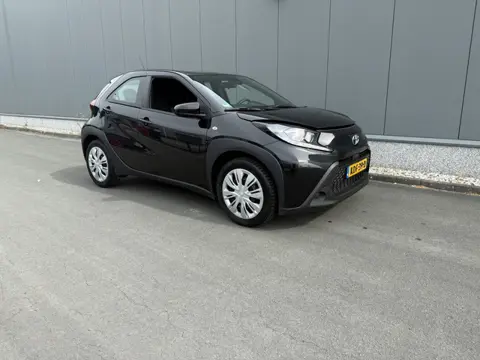 Toyota Aygo X 1.0 VVT-i MT Apple carplay/Android auto | Stoelverwarming | Camera