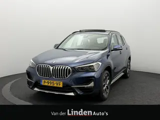 BMW X1 sDrive20i 179PK Business Edition Plus | Panoramadak | Head-Up Display | Stoelverwarming