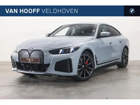 BMW i4 eDrive40 M Sport / Achteruitrijcamera / Active Cruise Control / Adaptieve LED / Comfort Acces