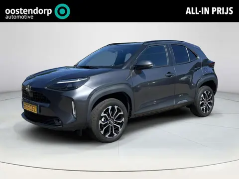 Toyota Yaris Cross 1.5 Hybrid 115 First Edition | Parkeersensoren | Stoel- + stuurverwarming | Dode 