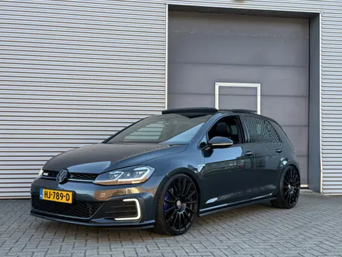 Volkswagen Golf 1.4 TSI GTE I Aut. I PHEV I Pano.dak I Leder I Navi