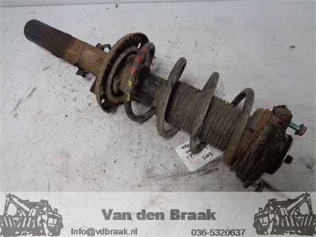 Volkswagen Polo 1.4 16V 2001-2009 Schokbreker voorzijde
