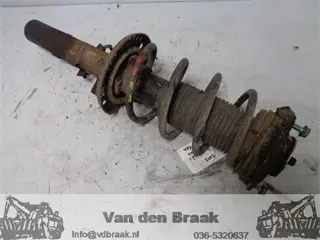 Volkswagen Polo 1.4 16V 2001-2009 Schokbreker voorzijde