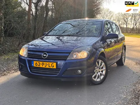 Opel Astra 1.8 Sport | Airco + Cruise control |
