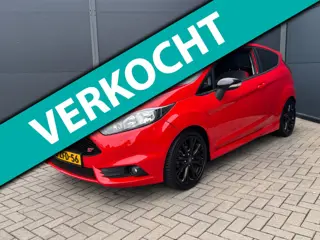 Ford Fiesta 1.0 EcoBoost Red/Black Edition
