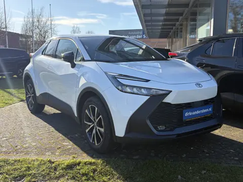 Toyota C-HR 2.0 Plug-in Hybrid 220 Dynamic | Apple carplay & Android auto | Stuurwiel verwarming | O